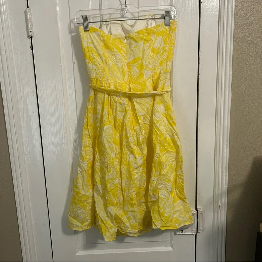 Lilly Pulitzer Sleeveless Tube Corset Lined Belted Yellow Beach Dress Size 2 P1 - Picture 2 of 6